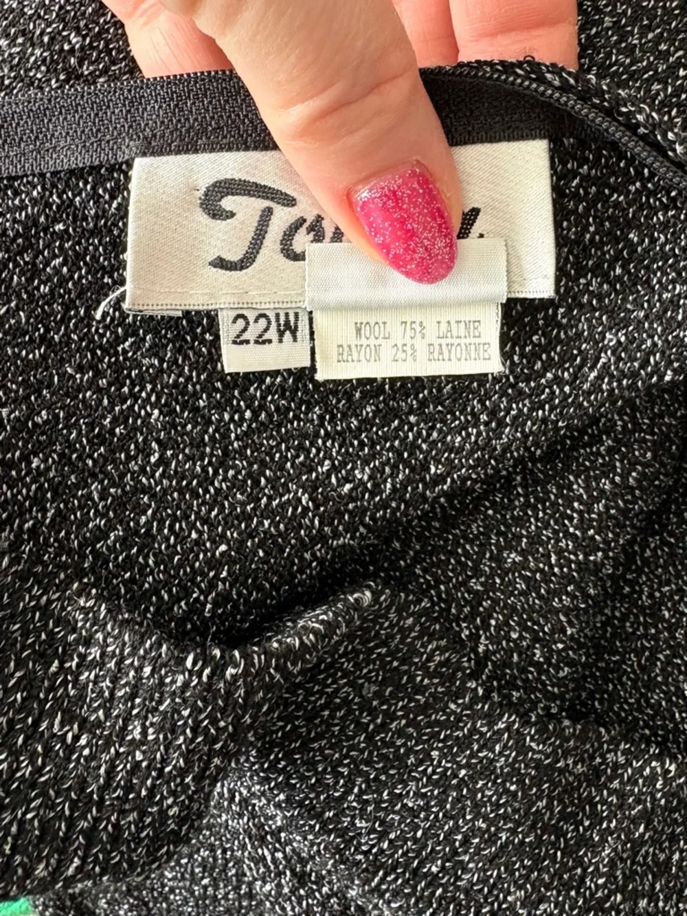 𝅺TOULA Vintage Wool Blend Sweater Dress Cuffed Sleeve Hand Knit Grey *FLAW* - Picture 8 of 16